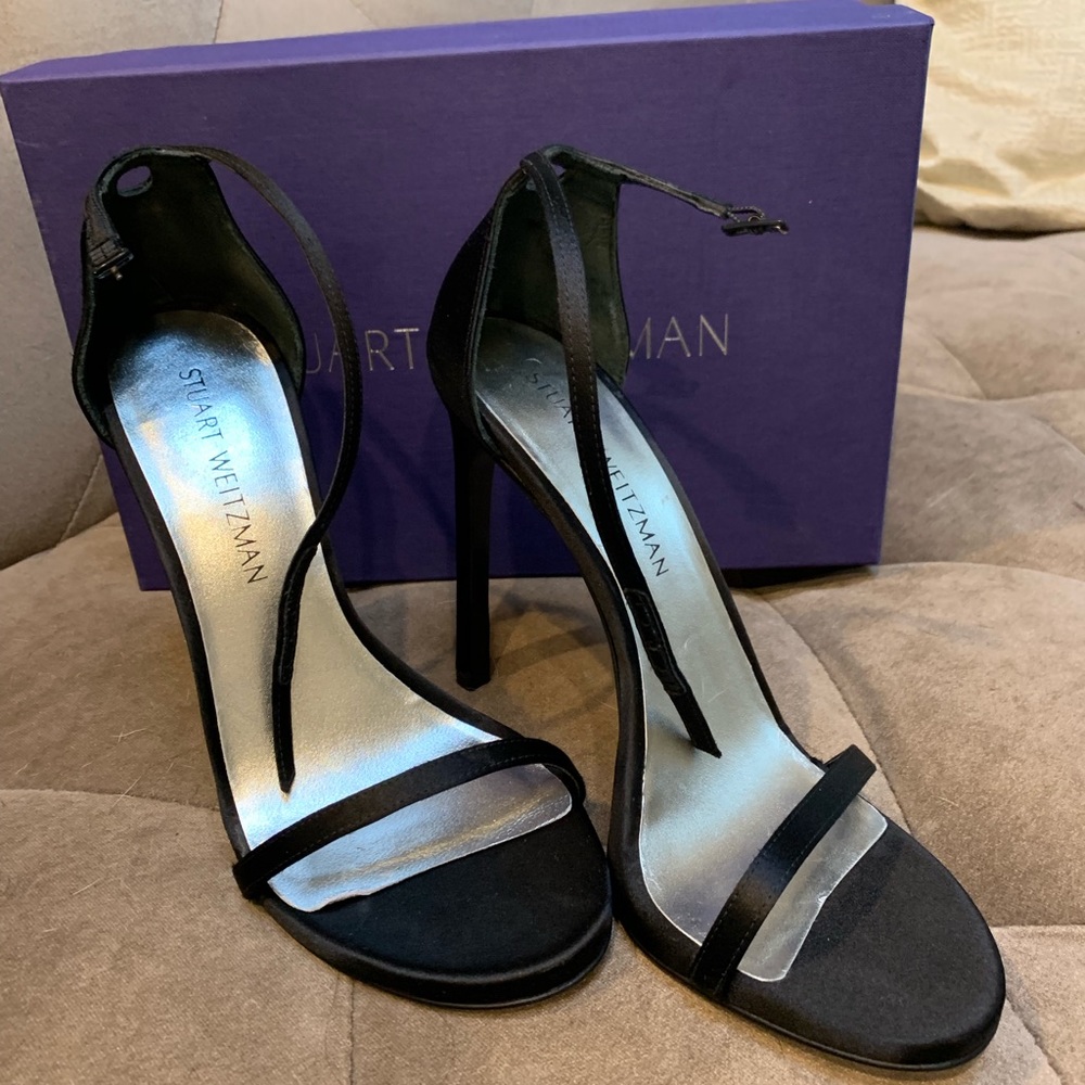 Stuart Weitzman black satin nudist
